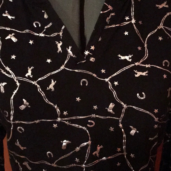 Cute western top - Picture 2 of 4